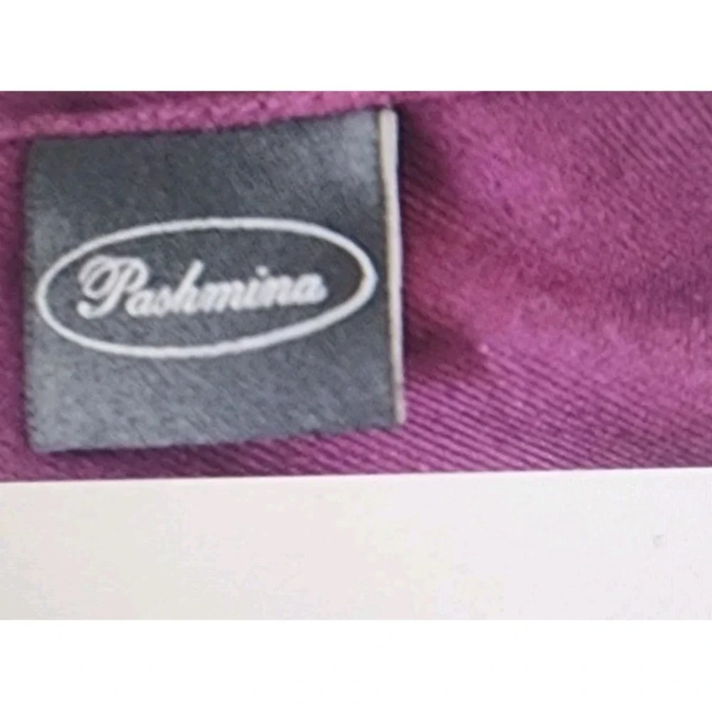 Shawl/ Scarf/Wrap by Pashmina in burgandy 35 x 72